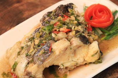 Đặt tiệc Noel & cuối năm tại Vua Cá Long Phượng — Đặc sản Sông Đà